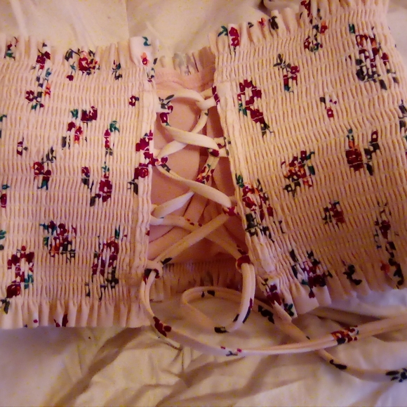 Bikini - Picture 2 of 4